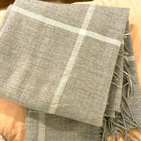J. Crew Accessories - JCrew Scarf Gray + White Striped!